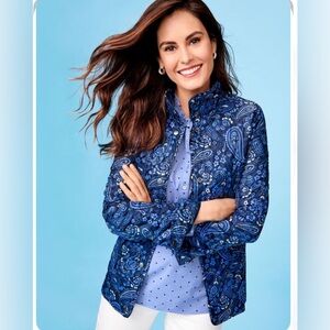 Like new Talbots QUILTED PAISLEY puffer JACKET blue size Medium